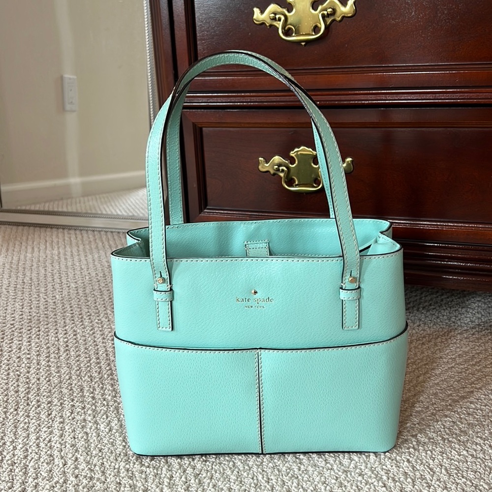 Kate Spade Small Gabriel purse